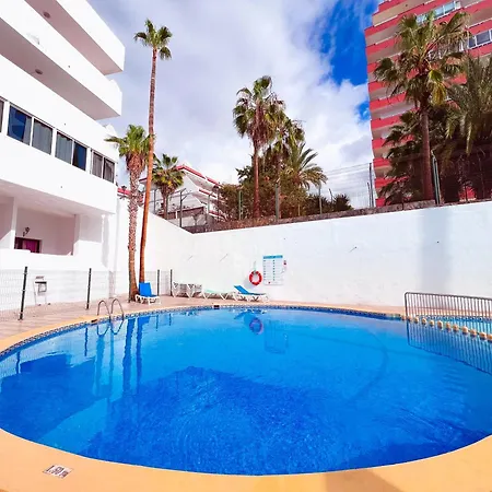 Modern And Funcional Loft In Parque Cattleya, La112 * أرونا