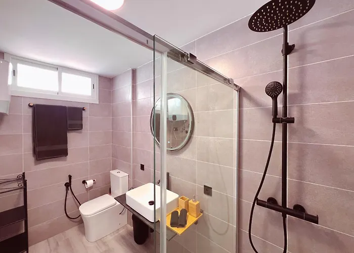 Modern And Funcional Loft In Parque Cattleya, La112 阿罗纳